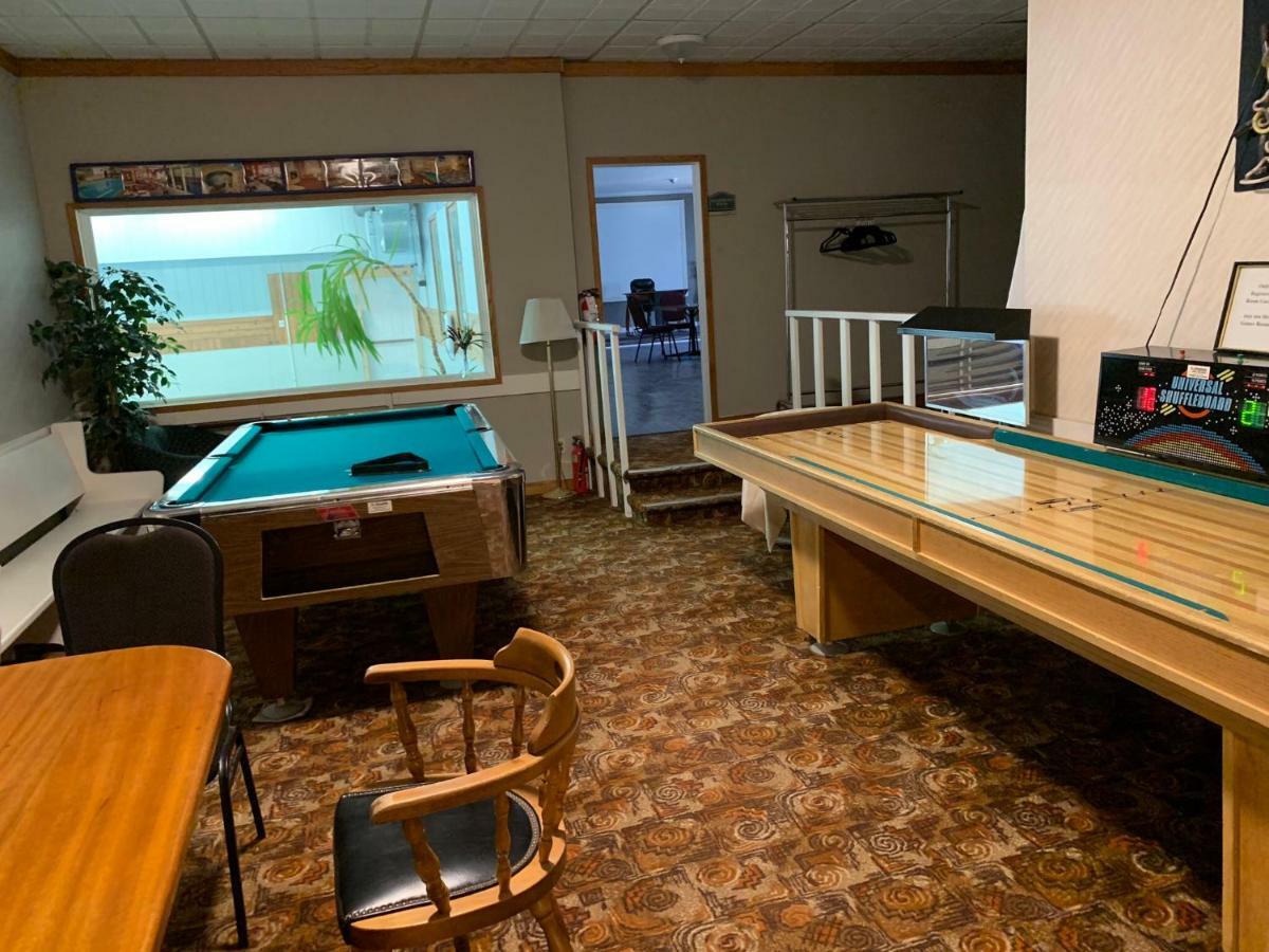 Sword Inn バンクロフト エクステリア 写真